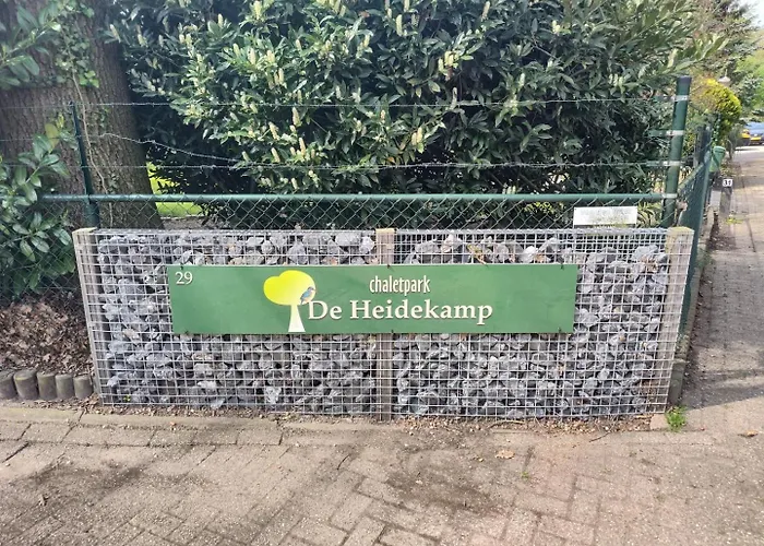 度假居 Met Privetuin Op Rustig Bospark Veluwe 福尔特赫伊曾