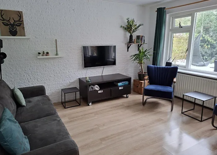 Met Privetuin Op Rustig Bospark Veluwe