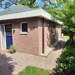 Holiday home Met Privetuin Op Rustig Bospark Veluwe *