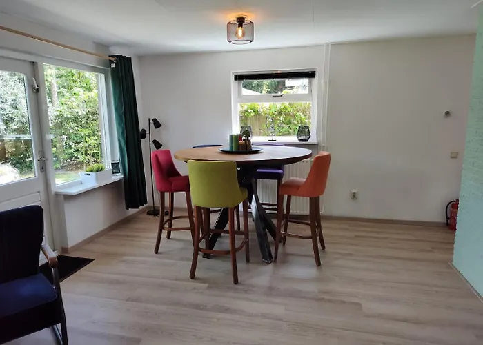 Met Privetuin Op Rustig Bospark Veluwe *